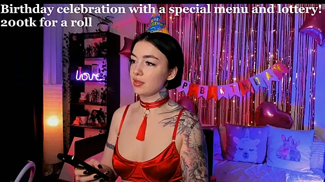 Snapshot of Magic_Allie chatting on October 5, 2025, 7:48 pm Magic Allie online show from October 5, 2025, 7:48 pm