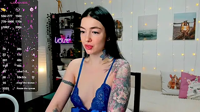 Snapshot of Magic_Allie chatting on March 3, 2025, 7:49 pm Magic Allie online show from March 3, 2025, 7:49 pm