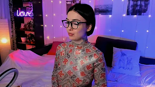 Snapshot of Magic_Allie chatting on September 28, 2025, 7:21 pm Magic Allie online show from September 28, 2025, 7:21 pm