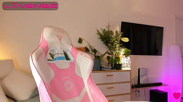 Snapshot of Mermaid_Melody chatting on November 9, 2025, 6:50 am Mermaid Melody online show from November 9, 2025, 6:50 am