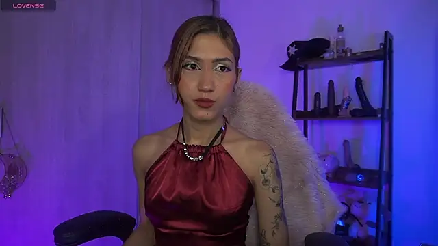 Snapshot of MissKorah chatting on July 26, 2026, 1:23 am MissKorah online show from July 26, 2026, 1:23 am