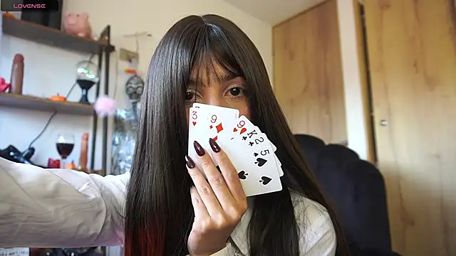 MissKorah online show from October 31, 2025, 10:05 pm