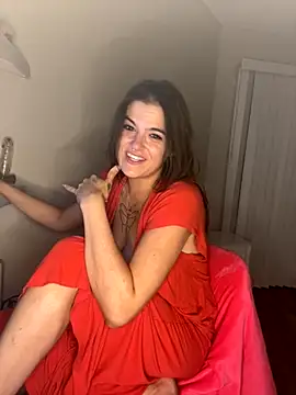 Snapshot of SafeinouterSpace chatting on October 27, 2025, 4:24 am SafeinouterSpace online show from October 27, 2025, 4:24 am