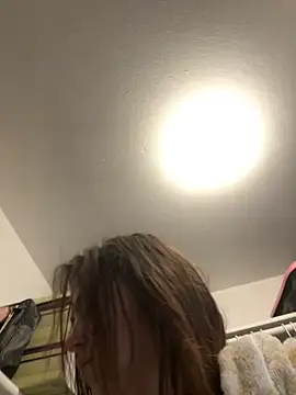 Snapshot of SafeinouterSpace chatting on November 6, 2025, 3:16 pm SafeinouterSpace online show from November 6, 2025, 3:16 pm