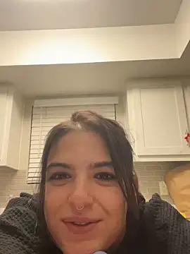 Snapshot of SafeinouterSpace chatting on December 5, 2025, 11:20 am SafeinouterSpace online show from December 5, 2025, 11:20 am