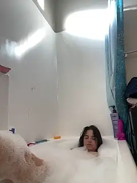 Snapshot of SafeinouterSpace chatting on December 14, 2025, 4:01 pm SafeinouterSpace online show from December 14, 2025, 4:01 pm