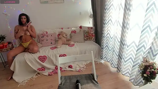 Snapshot of Marakuia054 chatting on February 25, 2025, 2:48 pm Marakuia054 online show from February 25, 2025, 2:48 pm