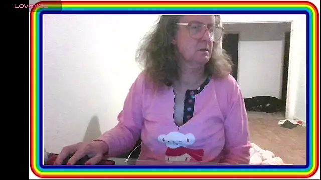 Snapshot of AlexiaMtf chatting on November 17, 2025, 7:40 pm AlexiaMtf online show from November 17, 2025, 7:40 pm