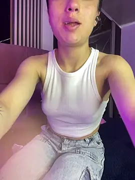 Ady 18 online show from October 30, 2025, 4:59 pm