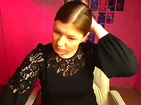 Lissmilf online show from April 22, 2026, 11:39 am