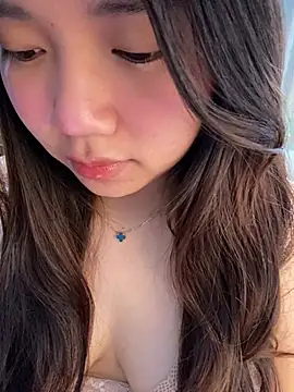 Hotellinh12 online show from April 4, 2026, 7:15 am