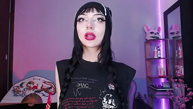 Snapshot of catipetite chatting on February 1, 2025, 4:14 am catipetite online show from February 1, 2025, 4:14 am