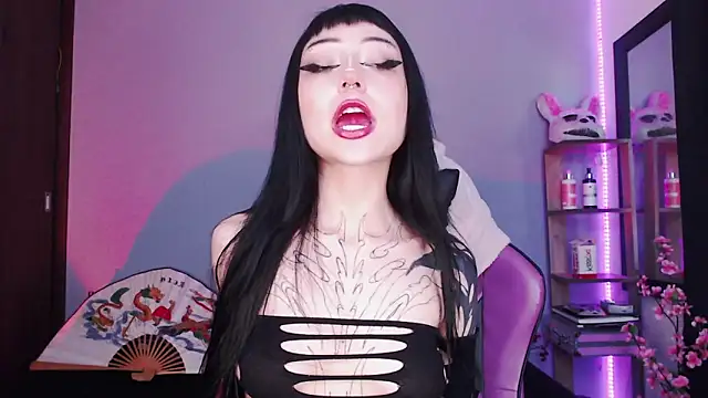 Snapshot of catipetite chatting on February 19, 2025, 4:12 am catipetite online show from February 19, 2025, 4:12 am