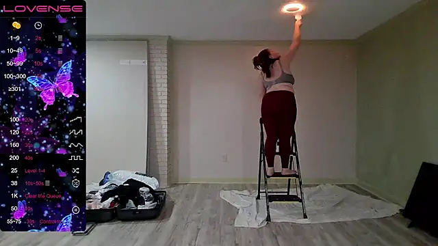 Milfshakecafe online show from September 18, 2025, 12:35 am