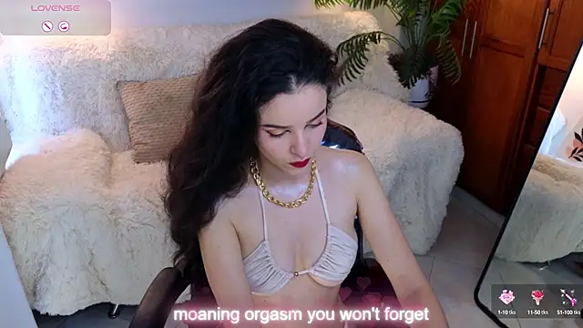 Snapshot of maria_flowwer chatting on February 21, 2025, 2:16 pm maria flowwer online show from February 21, 2025, 2:16 pm