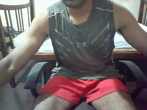 Snapshot of ROCKY_USA_18 chatting on May 11, 2026, 5:42 am ROCKY USA 18 online show from May 11, 2026, 5:42 am