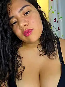 Watagatapitusberry1 online show from November 20, 2025, 2:23 am