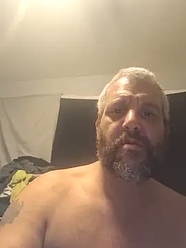 Snapshot of silkstroker6981 chatting on February 12, 2026, 8:03 am silkstroker6981 online show from February 12, 2026, 8:03 am