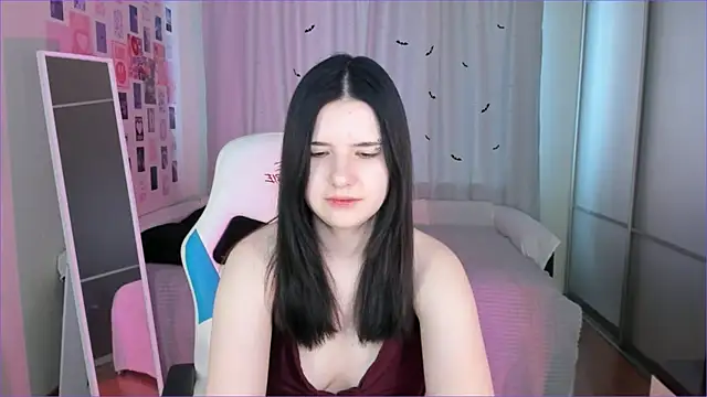 Snapshot of Vanessa_Verona chatting on May 3, 2026, 5:23 am Vanessa Verona online show from May 3, 2026, 5:23 am