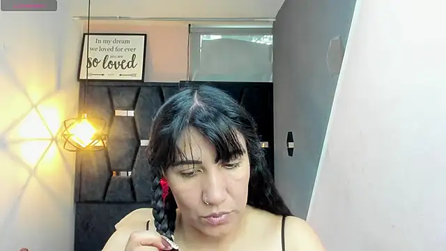 Snapshot of GiaFox_ chatting on September 19, 2025, 9:08 pm GiaFox online show from September 19, 2025, 9:08 pm