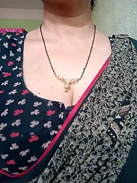 Snapshot of Rosy-B chatting on February 12, 2026, 10:26 am Rosy-B online show from February 12, 2026, 10:26 am