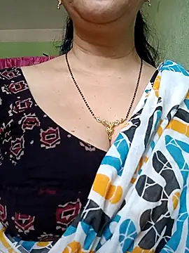 Snapshot of Rosy-B chatting on February 20, 2026, 9:55 am Rosy-B online show from February 20, 2026, 9:55 am