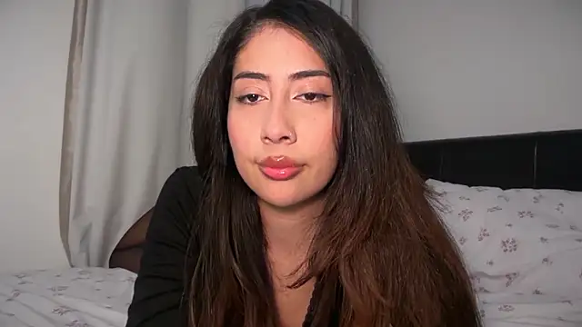 LorenaAnderson online show from February 20, 2026, 8:00 pm