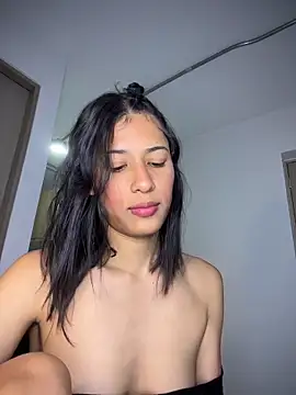 Valentinabaker online show from June 26, 2026, 11:10 pm