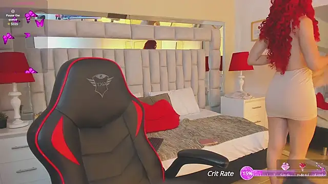 mariiahneedles online show from March 5, 2025, 1:21 am