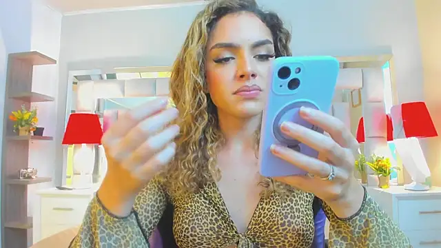 Snapshot of mariiahneedles chatting on February 12, 2026, 1:27 am mariiahneedles online show from February 12, 2026, 1:27 am