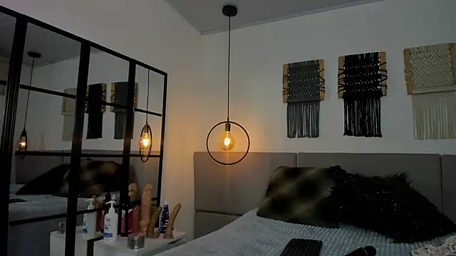 Sweet camille online show from January 8, 2026, 2:17 am