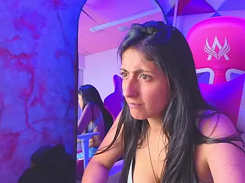 Snapshot of Cameron_cutte chatting on November 1, 2025, 8:57 pm Cameron cutte online show from November 1, 2025, 8:57 pm