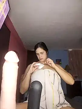 Snapshot of Catalinacandela chatting on February 6, 2026, 6:26 pm Catalinacandela online show from February 6, 2026, 6:26 pm