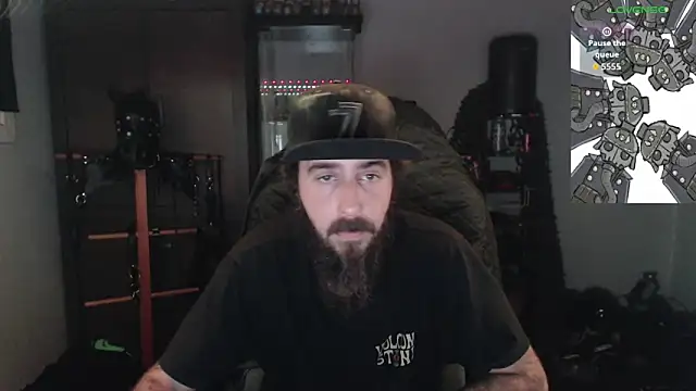 Snapshot of samaelO69 chatting on December 17, 2025, 9:53 pm samaelO69 online show from December 17, 2025, 9:53 pm