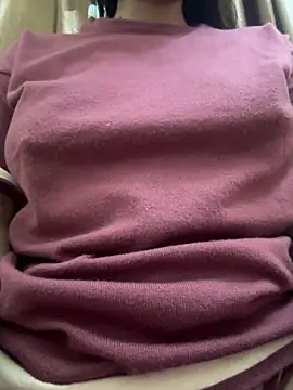 Snapshot of Indian_model9 chatting on December 13, 2025, 8:04 pm Indian model9 online show from December 13, 2025, 8:04 pm