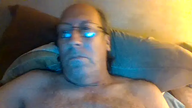 Snapshot of hornyrich69 chatting on July 12, 2026, 5:30 am hornyrich69 online show from July 12, 2026, 5:30 am