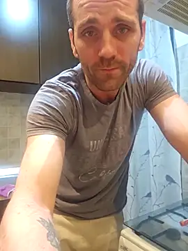 Snapshot of Aian09 chatting on March 18, 2025, 9:43 pm Aian09 online show from March 18, 2025, 9:43 pm