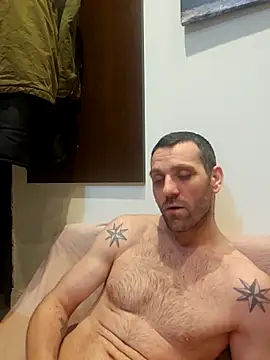 Snapshot of Aian09 chatting on March 20, 2025, 12:19 am Aian09 online show from March 20, 2025, 12:19 am