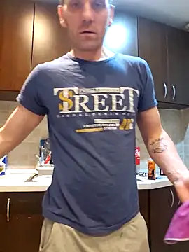 Snapshot of Aian09 chatting on March 13, 2025, 10:32 pm Aian09 online show from March 13, 2025, 10:32 pm