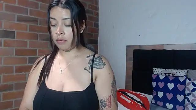 salome  hills1 online show from March 25, 2026, 7:24 pm