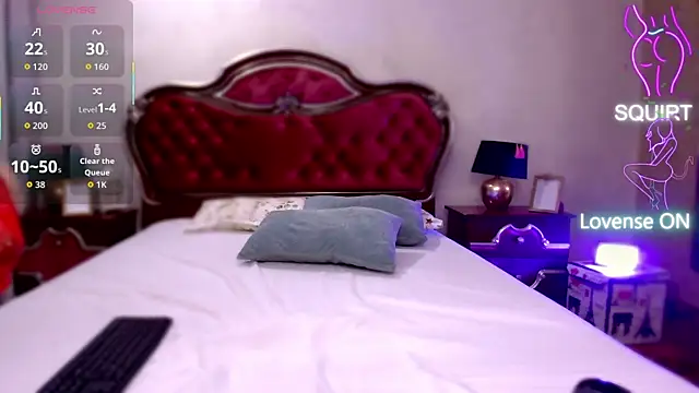 Snapshot of StacyLight chatting on January 8, 2026, 6:36 pm StacyLight online show from January 8, 2026, 6:36 pm