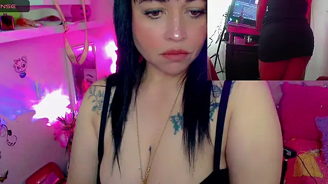 Snapshot of martina_bk chatting on December 3, 2025, 11:14 pm martina bk online show from December 3, 2025, 11:14 pm