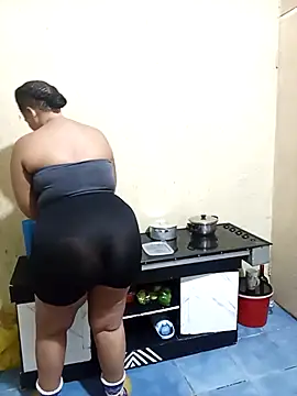 Snapshot of FreakyAngel3X chatting on November 17, 2025, 9:13 am FreakyAngel3X online show from November 17, 2025, 9:13 am