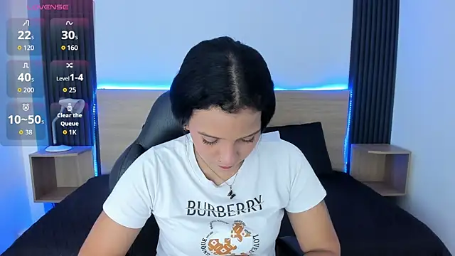 Chiqui milk  online show from October 11, 2025, 6:53 pm