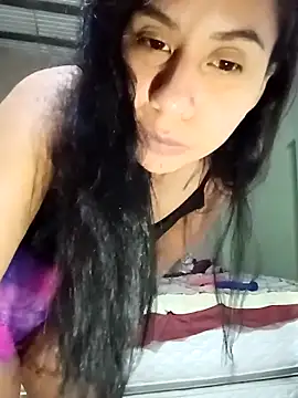 Snapshot of Michellluxo chatting on March 2, 2026, 3:29 am Michellluxo online show from March 2, 2026, 3:29 am