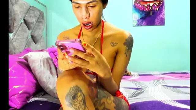 Snapshot of Evilmichellts1 chatting on January 7, 2026, 5:07 pm Evilmichellts1 online show from January 7, 2026, 5:07 pm