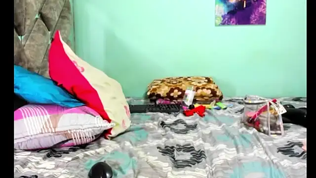 Snapshot of Evilmichellts1 chatting on September 30, 2025, 3:34 am Evilmichellts1 online show from September 30, 2025, 3:34 am