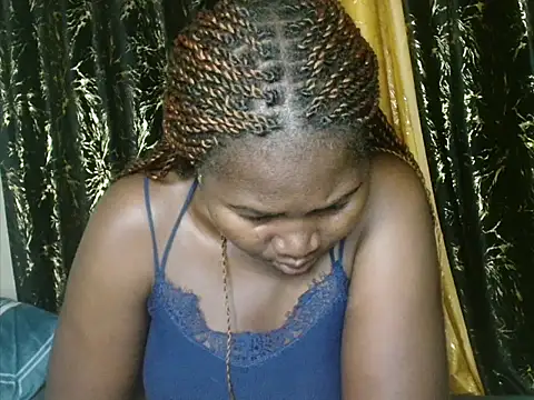 Sexxy pretty24 online show from April 28, 2026, 6:12 pm
