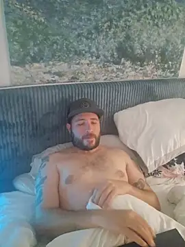 JeepinAround online show from December 22, 2025, 10:32 pm