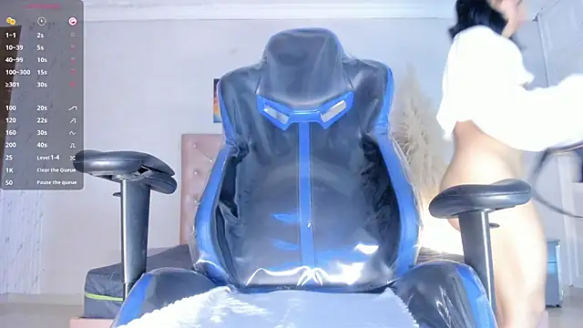 Snapshot of Lissalittlee chatting on November 24, 2025, 7:58 pm Lissalittlee online show from November 24, 2025, 7:58 pm